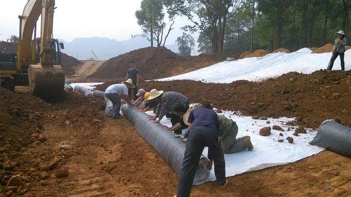 我国北方灌区输水渠道花季传媒app免费版下载的使用